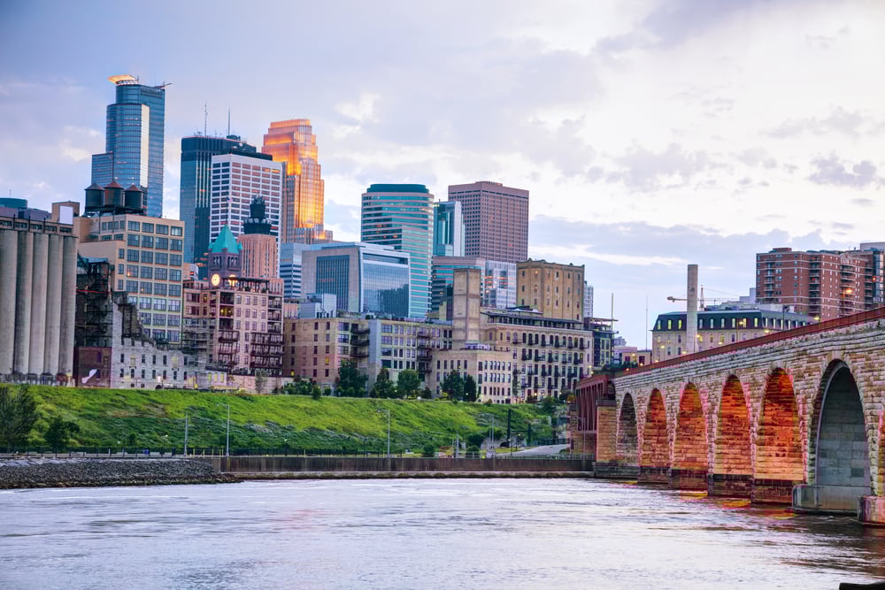 The 30 Richest Neighborhoods in Minnesota: Exclusive Enclaves of Luxury