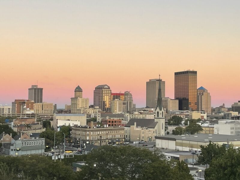 What a Modern Dayton Shopper Expects From a Brick-and-Mortar Retail Experience