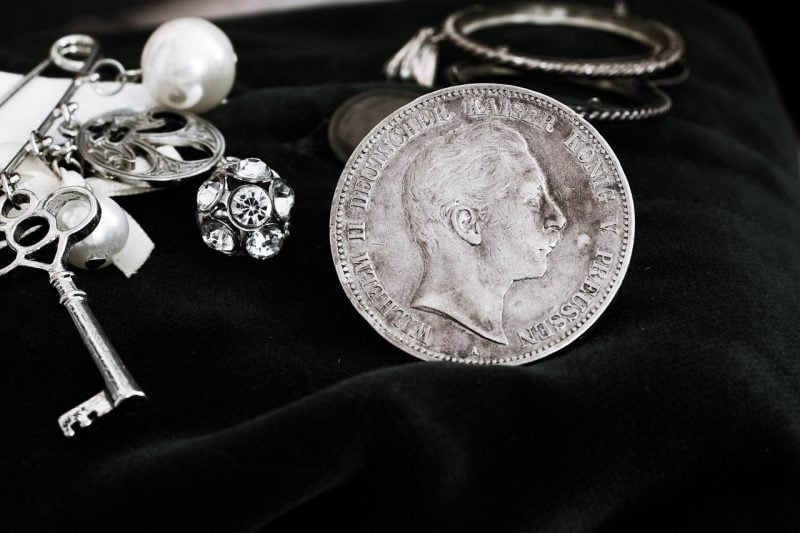Is Silver Round Still Relevant, Why You Should Have It? Explained with Pros and Cons