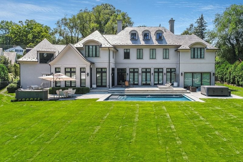The 30 Richest Places to Live in New York: Guide to Affluent Communities
