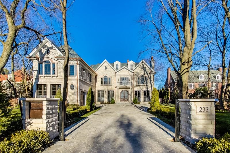 The 30 Richest Places to Live in Illinois: The Most Affluent Communities