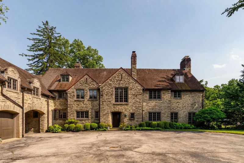 The 30 Richest Places to Live in Philadelphia: Comprehensive Wealth Analysis by Neighborhood