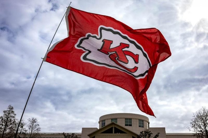 The Chiefs’ Economic Quarterback: KC’s Primetime Schedule and Your Budget Travel Playbook