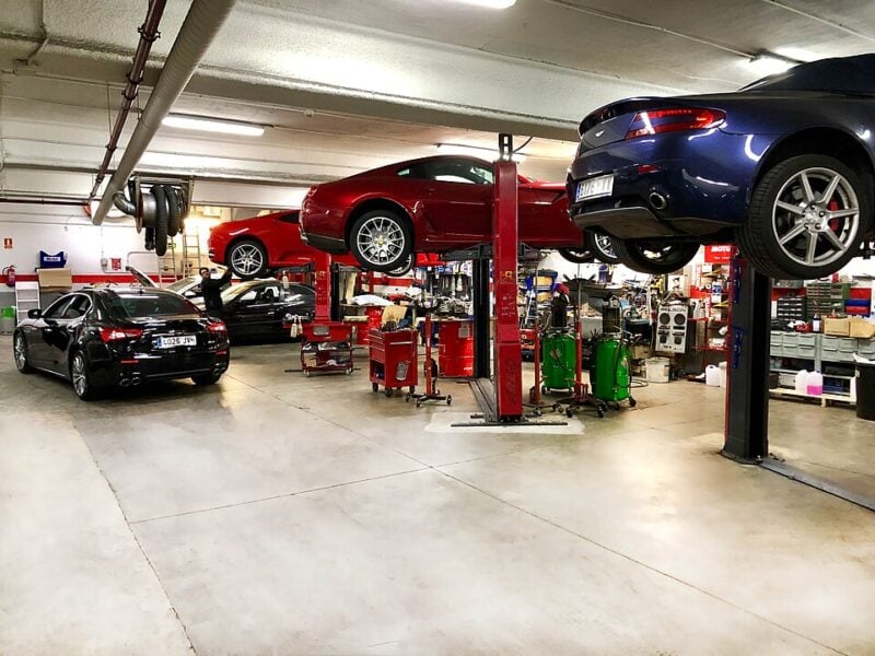 How Profitable Is an Auto Repair Shop Per Month? Industry Benchmarks and Revenue Factors