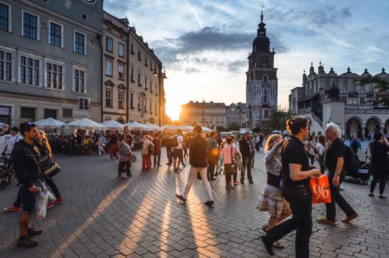 B-1/B-2 Visas: A Guide to Temporary Travel to the United States for Business and Tourism